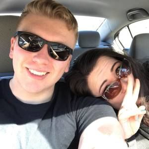 Meet your Posher, Devin